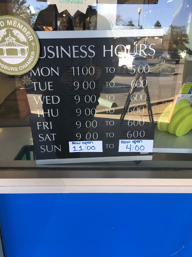 Pet Store «Debbies Pet Boutique», reviews and photos, 431 Center St, Healdsburg, CA 95448, USA