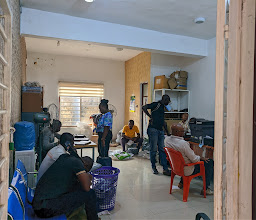 East Hills Plaza photo