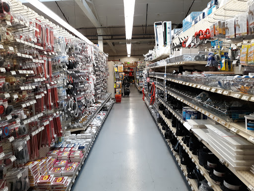 Hardware Store «W.C. Winks Hardware», reviews and photos, 200 SE Stark St, Portland, OR 97214, USA