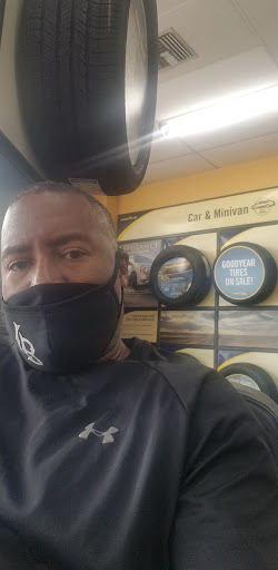 Auto Repair Shop «Mountain View Tire & Auto Service», reviews and photos, 2169 N Bellflower Blvd, Long Beach, CA 90815, USA