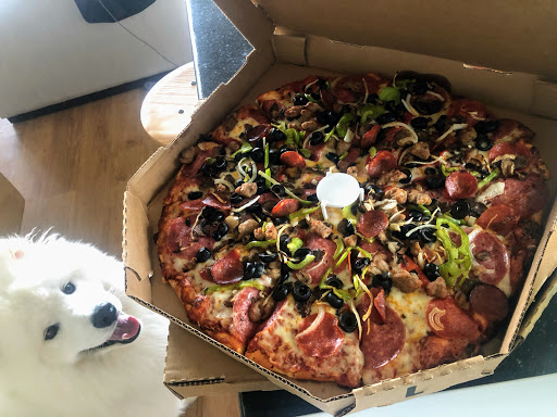 Pizza Restaurant «Round Table Pizza», reviews and photos, 844 N Delaware St, San Mateo, CA 94401, USA