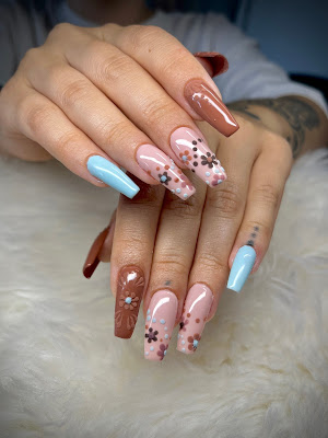 Nails & Lashes à Mont-de-Marsan