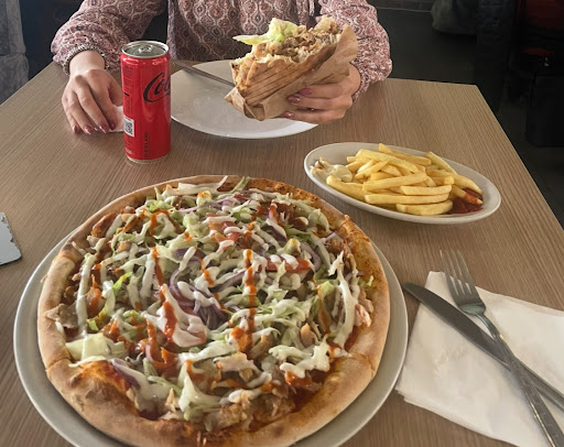 L’ISOLA VERDE Pizzeria - Grill - kebab in San Giuliano Milanoese, Città Metropolitana di Milanoo