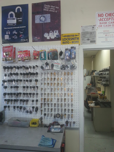 Locksmith «Master Locksmith», reviews and photos, 10040 Arlington Ave, Riverside, CA 92503, USA