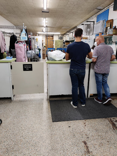 Laundromat «Cape Laundry», reviews and photos, 7814 N Atlantic Ave, Cape Canaveral, FL 32920, USA