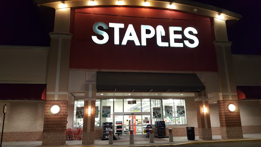 Office Supply Store «Staples», reviews and photos, 7708 Richmond Hwy, Alexandria, VA 22306, USA