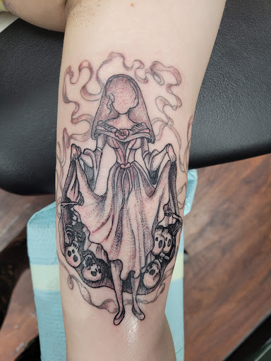 Tattoo Shop «Olde School Tattoo», reviews and photos, 3020 Canton Rd #210, Marietta, GA 30066, USA