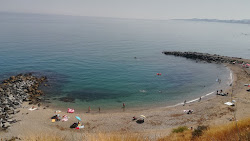 Photo de Playa la Perla avec un rivage spacieux