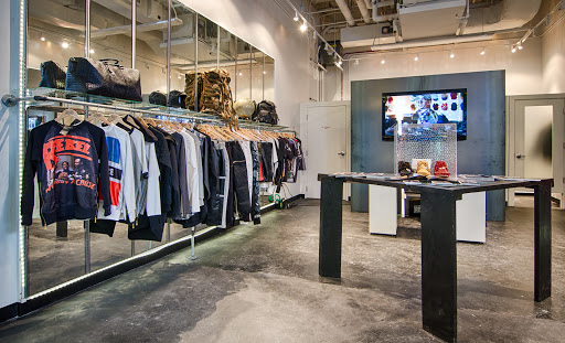 Clothing Store «Iridium Clothing Brand», reviews and photos, 1330 N Milwaukee Ave, Chicago, IL 60622, USA