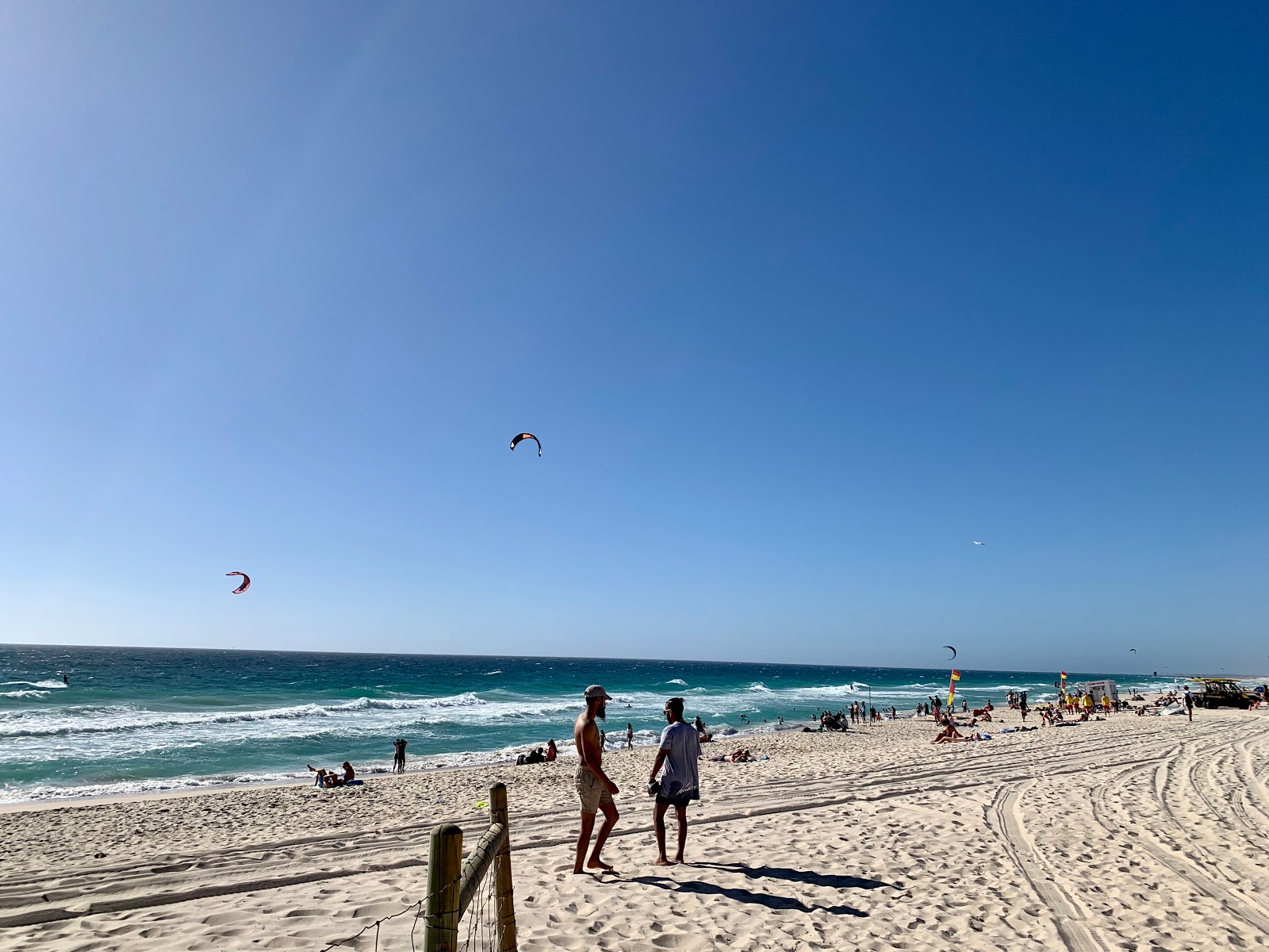 Scarborough Beach'in fotoğrafı - rahatlamayı sevenler arasında popüler bir yer