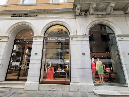 Salvatore Ferragamo Venice Store