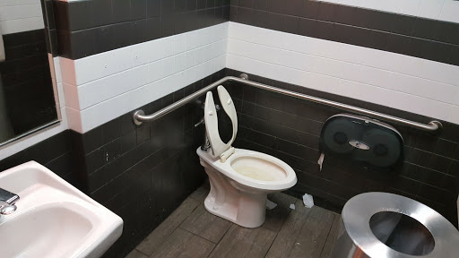 Bowling Alley «Bowlmor White Plains», reviews and photos, 47 Tarrytown Rd, White Plains, NY 10607, USA