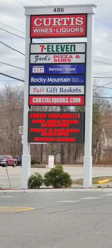 Liquor Store «Curtis Liquors - Weymouth», reviews and photos, 486 Columbian St, Weymouth, MA 02190, USA
