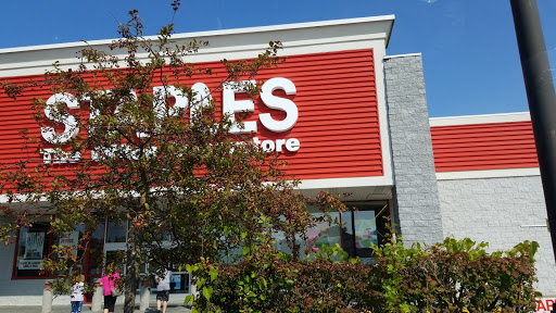 Office Supply Store «Staples», reviews and photos, 752 Upper Glen St, Queensbury, NY 12804, USA
