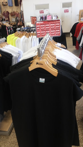 Discount Store «K-Momo Mega Liquidation Center», reviews and photos, 2301 W Indian School Rd, Phoenix, AZ 85015, USA