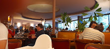 Atmosphère du Restaurant français Restaurant Tea Room Hug à Mulhouse - n°11