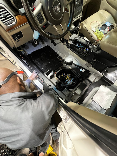 Used Car Dealer «Frontline Auto Sales Inc», reviews and photos, 869 NY-109, West Babylon, NY 11704, USA