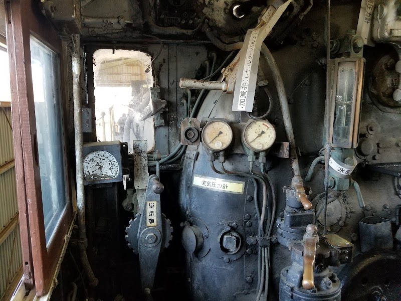 蒸気機関車 D51 823号機