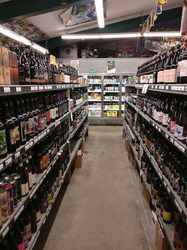 Liquor Store «Beverage Warehouse», reviews and photos, 1 East St, Winooski, VT 05404, USA