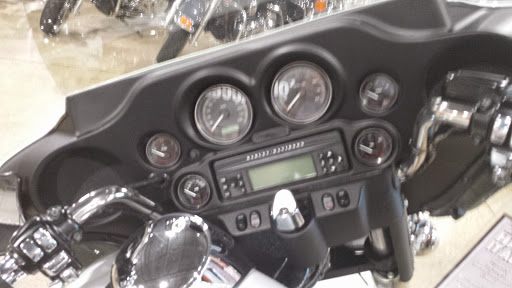 Harley-Davidson Dealer «Rubber City Harley-Davidson», reviews and photos, 1120 Main St, Cuyahoga Falls, OH 44221, USA