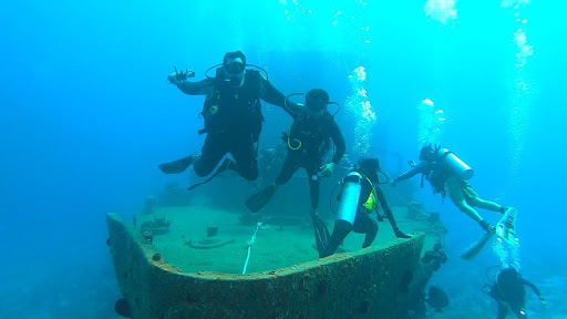 Centro De Buceo AdventureTours Yucatan