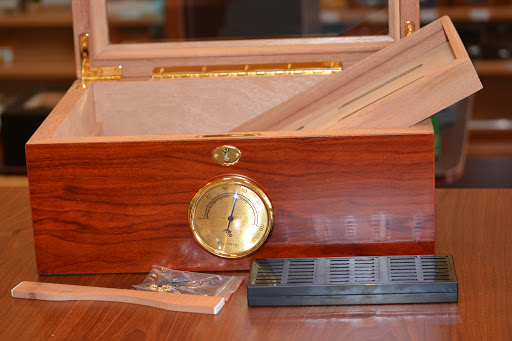 Tobacco Shop «Total Tobacco & More», reviews and photos, 85 Andover St, Danvers, MA 01923, USA