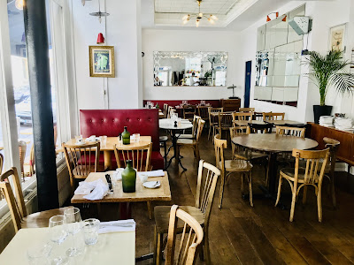 Cafe Content à Paris