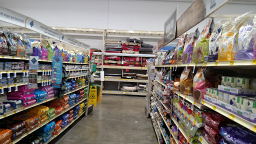 Pet Supply Store «PetSmart», reviews and photos, 8219 S John Young Pkwy, Orlando, FL 32819, USA