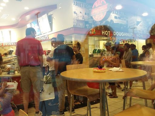 Bakery «Krispy Kreme Doughnuts», reviews and photos, 9870 Liberia Ave, Manassas, VA 20110, USA