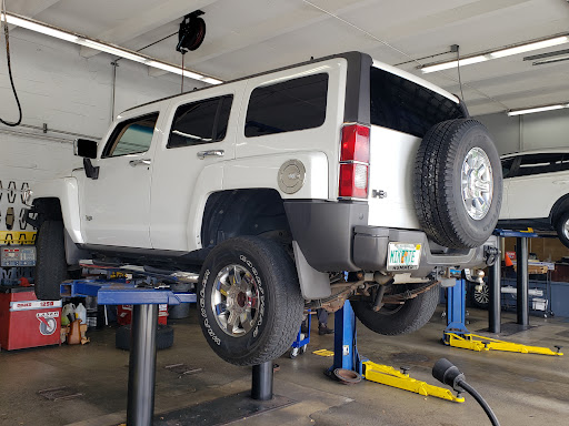 Tire Shop «Goodyear Auto Service Center», reviews and photos, 3690 Bird Rd, Coral Gables, FL 33133, USA