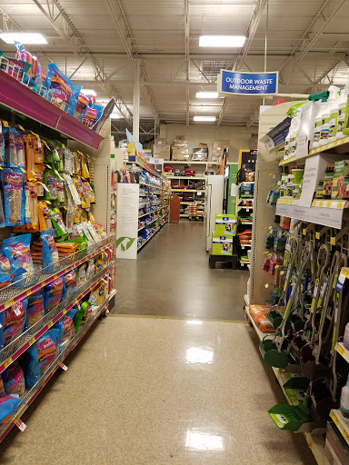 Pet Supply Store «PetSmart», reviews and photos, 9450 SE 82nd Ave, Portland, OR 97086, USA