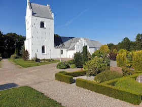 Albæk Kirke