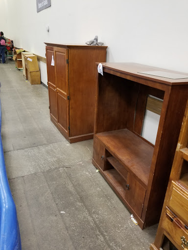 Thrift Store «Goodwill Outlet», reviews and photos, 294 Lincoln Hwy, North Versailles, PA 15137, USA