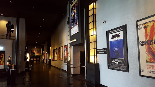 Movie Theater «Cinebarre Mountlake Terrace», reviews and photos, 6009 244th St SW, Mountlake Terrace, WA 98043, USA