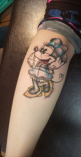 Tattoo Shop «Dragons Den Tattoo», reviews and photos, 1408 Bienville Blvd, Ocean Springs, MS 39564, USA