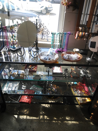 Thrift Store «Grasp Thrift Store», reviews and photos, 417 E Aviation Blvd, Universal City, TX 78148, USA