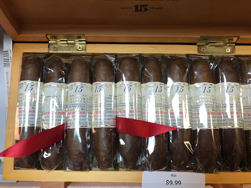 Cigar Shop «Cigar Bundles of Miami Cigar Lounge», reviews and photos, 405 SE 1st Ave, Florida City, FL 33034, USA