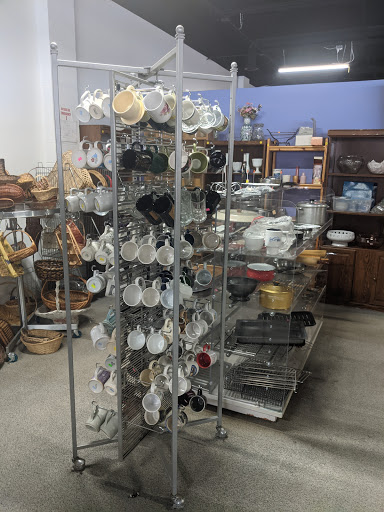 Thrift Store «Freedom Treasures Resale Store», reviews and photos, 7570 Cooley Lake Rd, Waterford Twp, MI 48327, USA