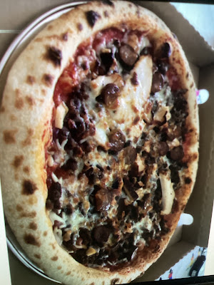 Just Queen - Distributeur de pizzas à Sainte-Marie-sur-Ouche