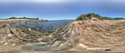 Bridge rocks beach'in fotoğrafı uçurumlarla desteklenmiş