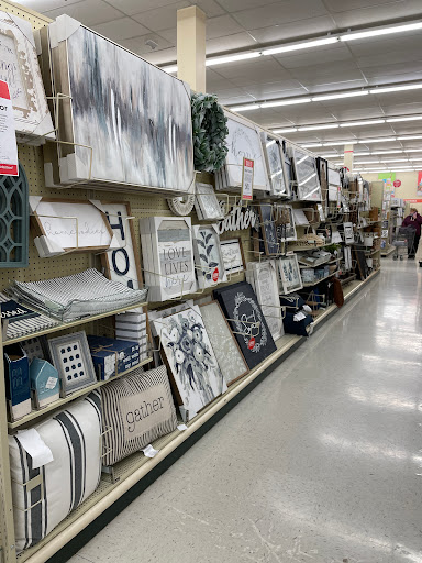 Craft Store «Hobby Lobby», reviews and photos, 830 County Rd 64 #4, Elmira, NY 14903, USA