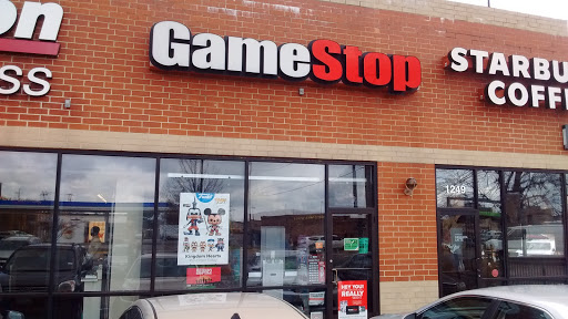 GameStop, 1247 Torrence Ave, Calumet City, IL 60409, USA, 