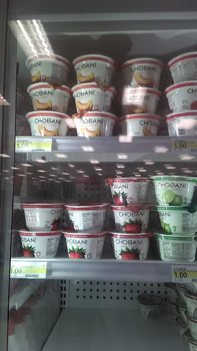 Department Store «Target», reviews and photos, 2355 W Kettleman Ln, Lodi, CA 95242, USA