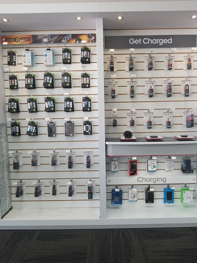 Cell Phone Store «GoWireless Verizon Authorized Retailer», reviews and photos, 16840 W Waddell Rd #140, Surprise, AZ 85388, USA