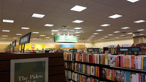 Book Store «Barnes & Noble», reviews and photos, 3055 S Glenstone Ave, Springfield, MO 65804, USA