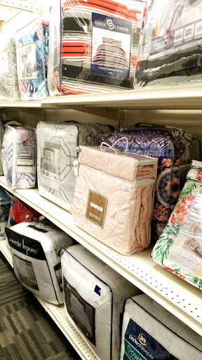 Clothing Store «Burlington Coat Factory», reviews and photos, 3333 N State Rd 7, Lauderdale Lakes, FL 33319, USA