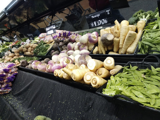 Grocery Store «Fresh Thyme Farmers Market- Troy MI», reviews and photos, 901 E Big Beaver Rd, Troy, MI 48083, USA