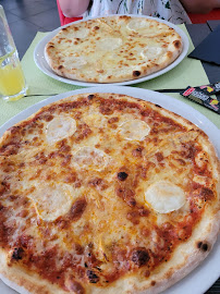 Plats et boissons du Restaurant Le Nil pizz à Saint-Florentin - n°16