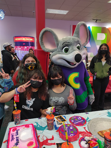 Shopping Mall «Pinole Vista Shopping Center», reviews and photos, 1440 Fitzgerald Dr, Pinole, CA 94564, USA