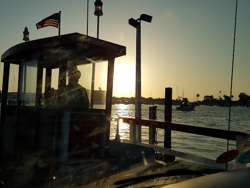 Grocery Store «Island Market», reviews and photos, 500 S Bay Front # A, Newport Beach, CA 92662, USA